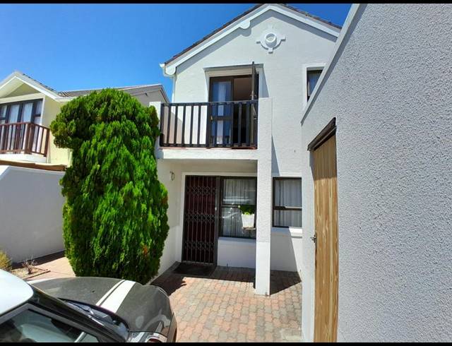 2 BEDROOM PROPERTY TO RENT IN RONDEBOSCH